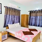 Blue Stay Inn Holiday Home - Near Baga Calangute Beach